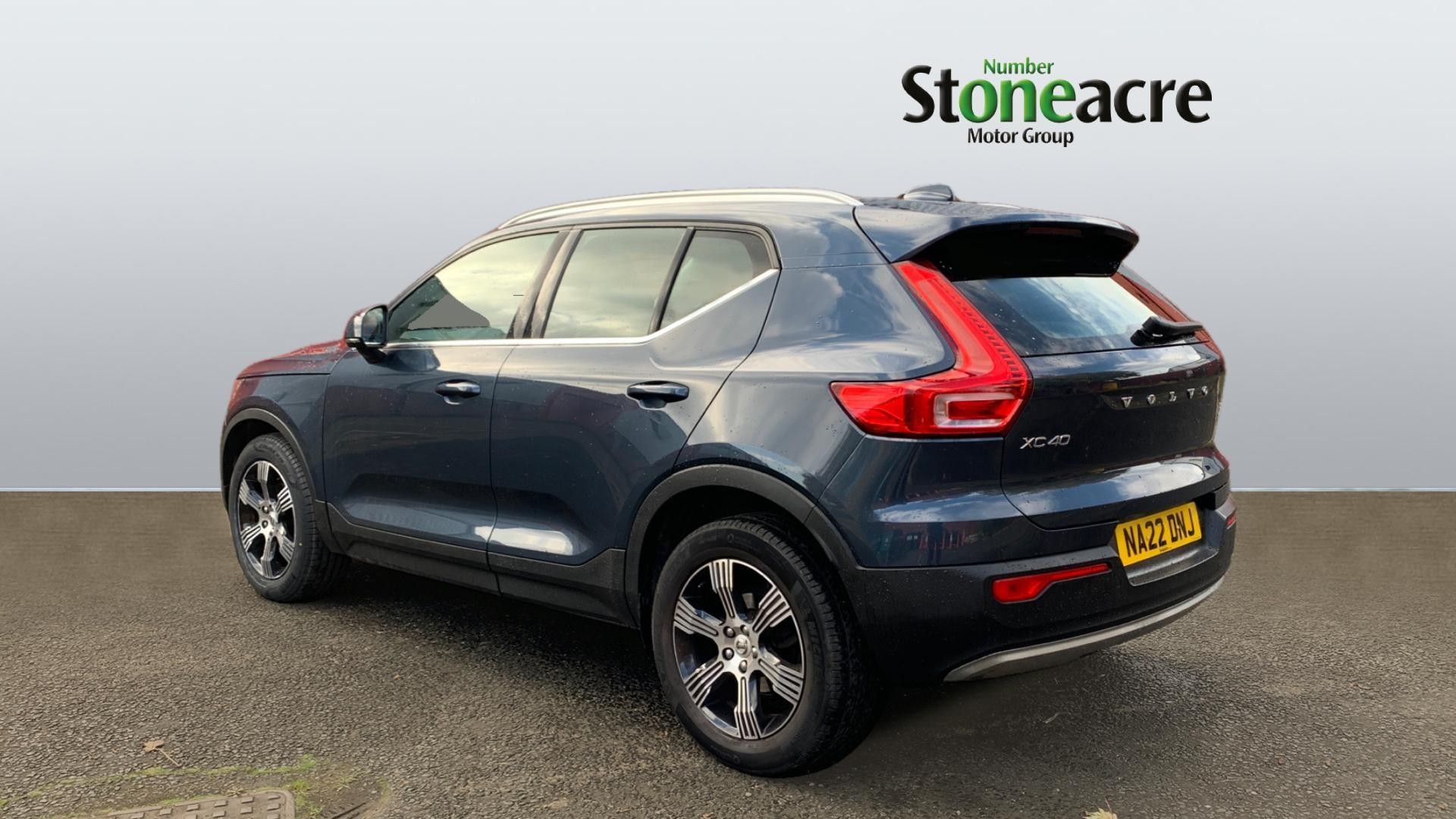 Volvo XC40 Image 2