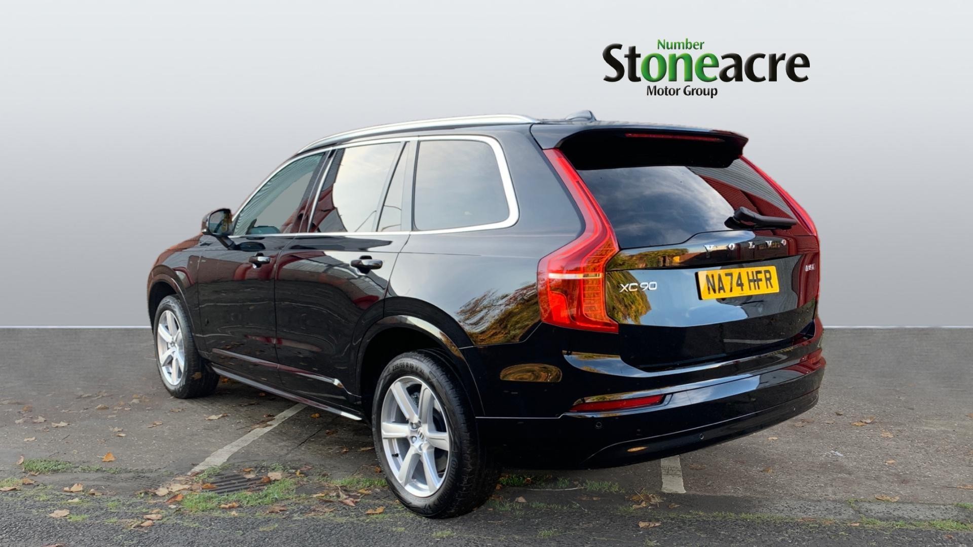 Volvo XC90 Image 2