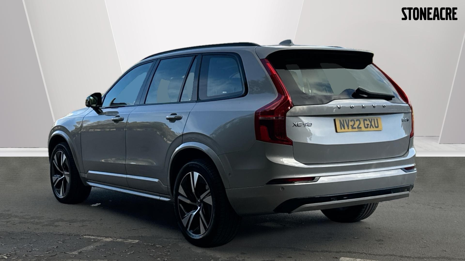 Volvo XC90 Image 2