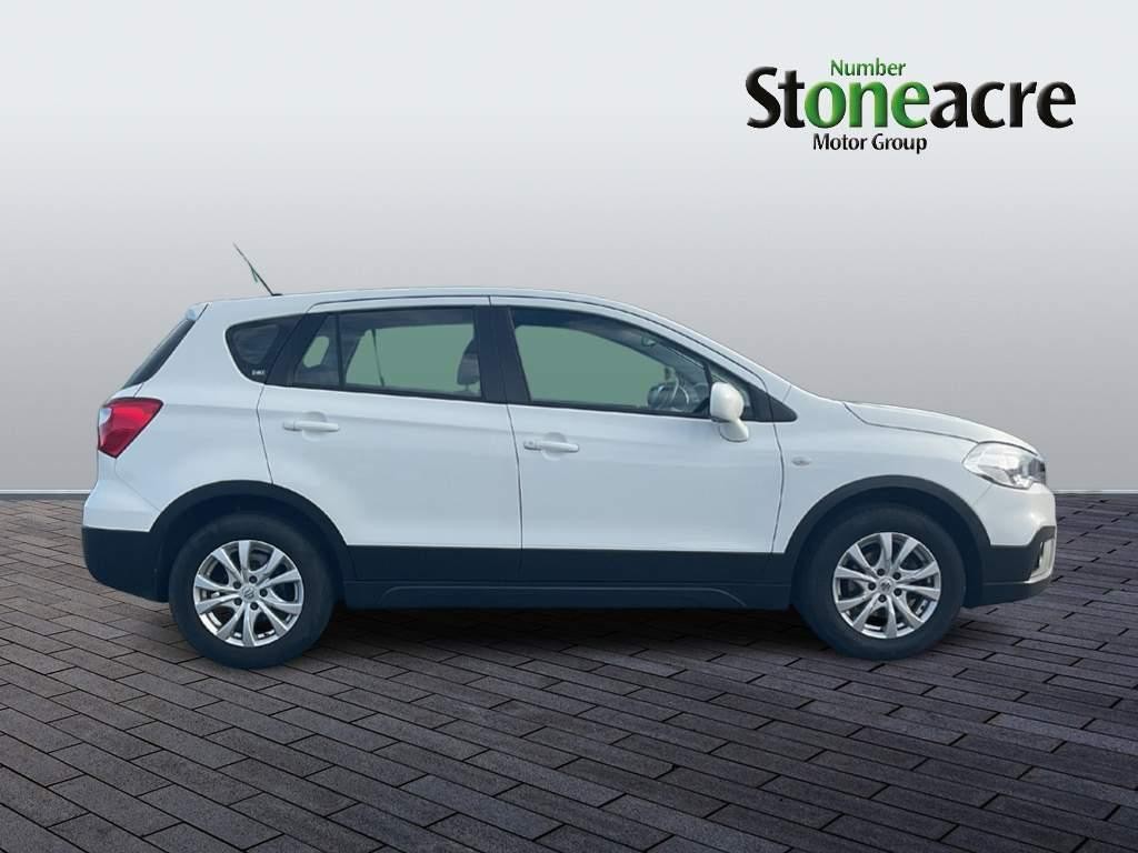 Suzuki SX4 S-Cross Image 2