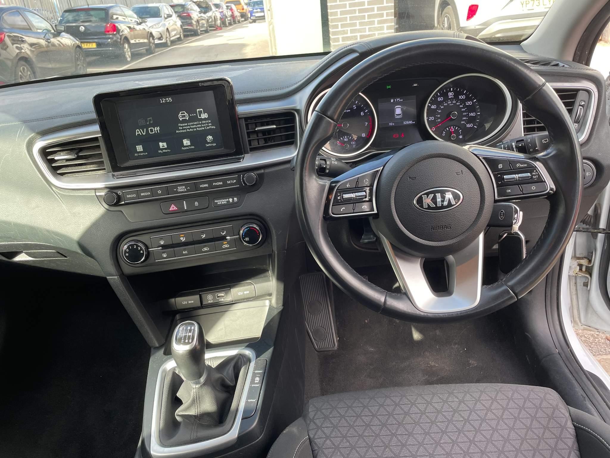 Kia Ceed Image 10