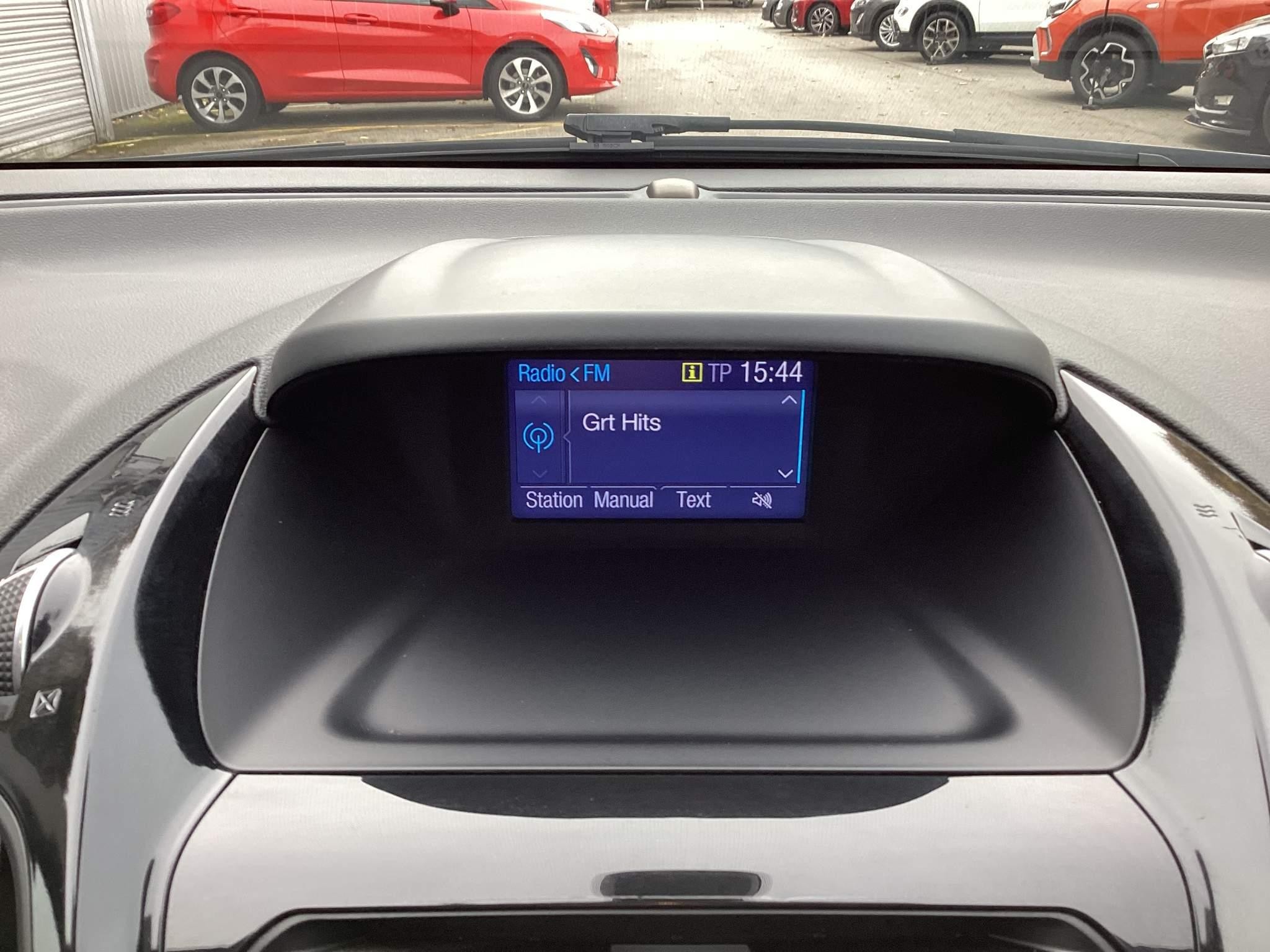 Ford B-Max Image 18