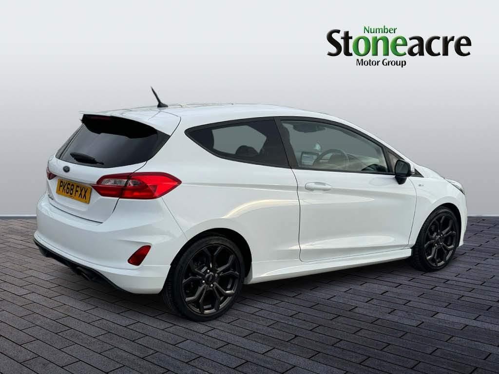 Ford Fiesta Image 3