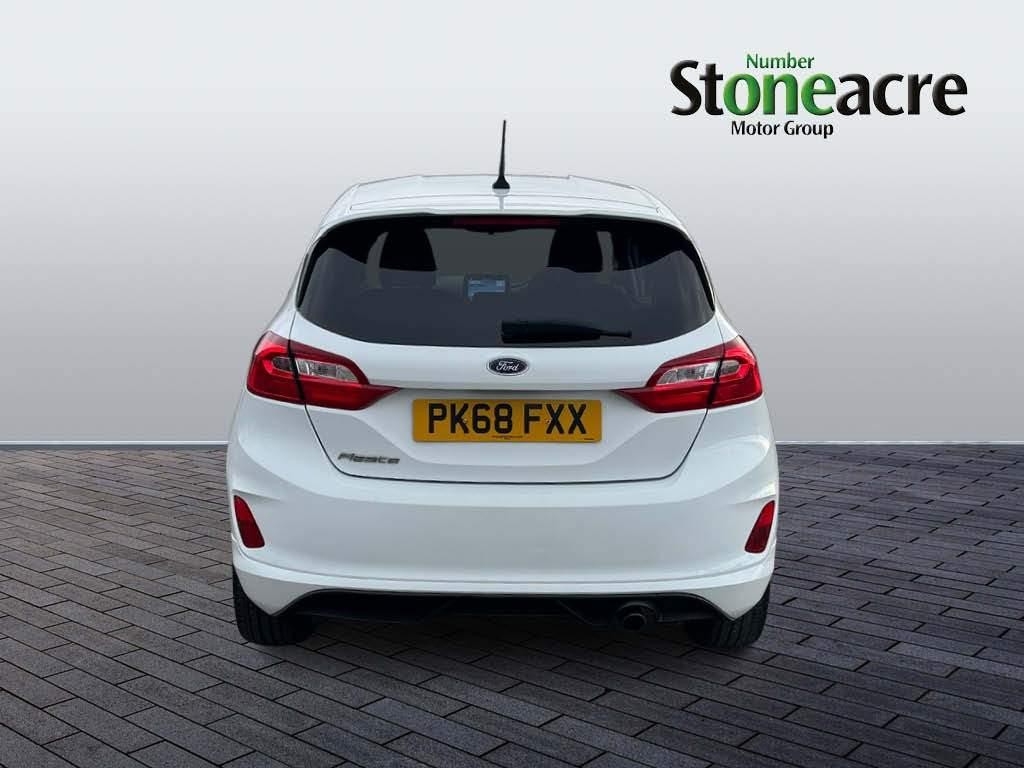 Ford Fiesta Image 4