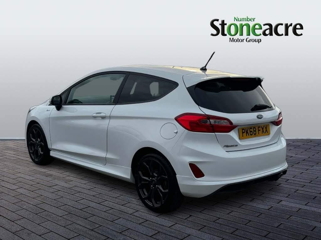 Ford Fiesta Image 5