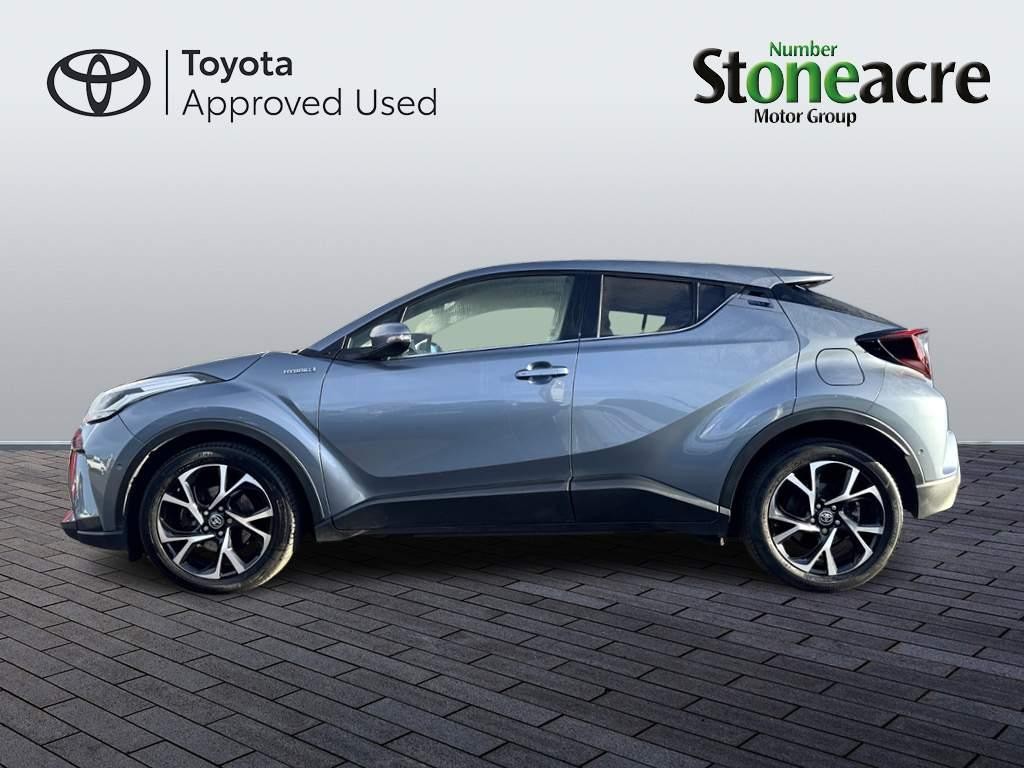 Toyota C-HR Image 8