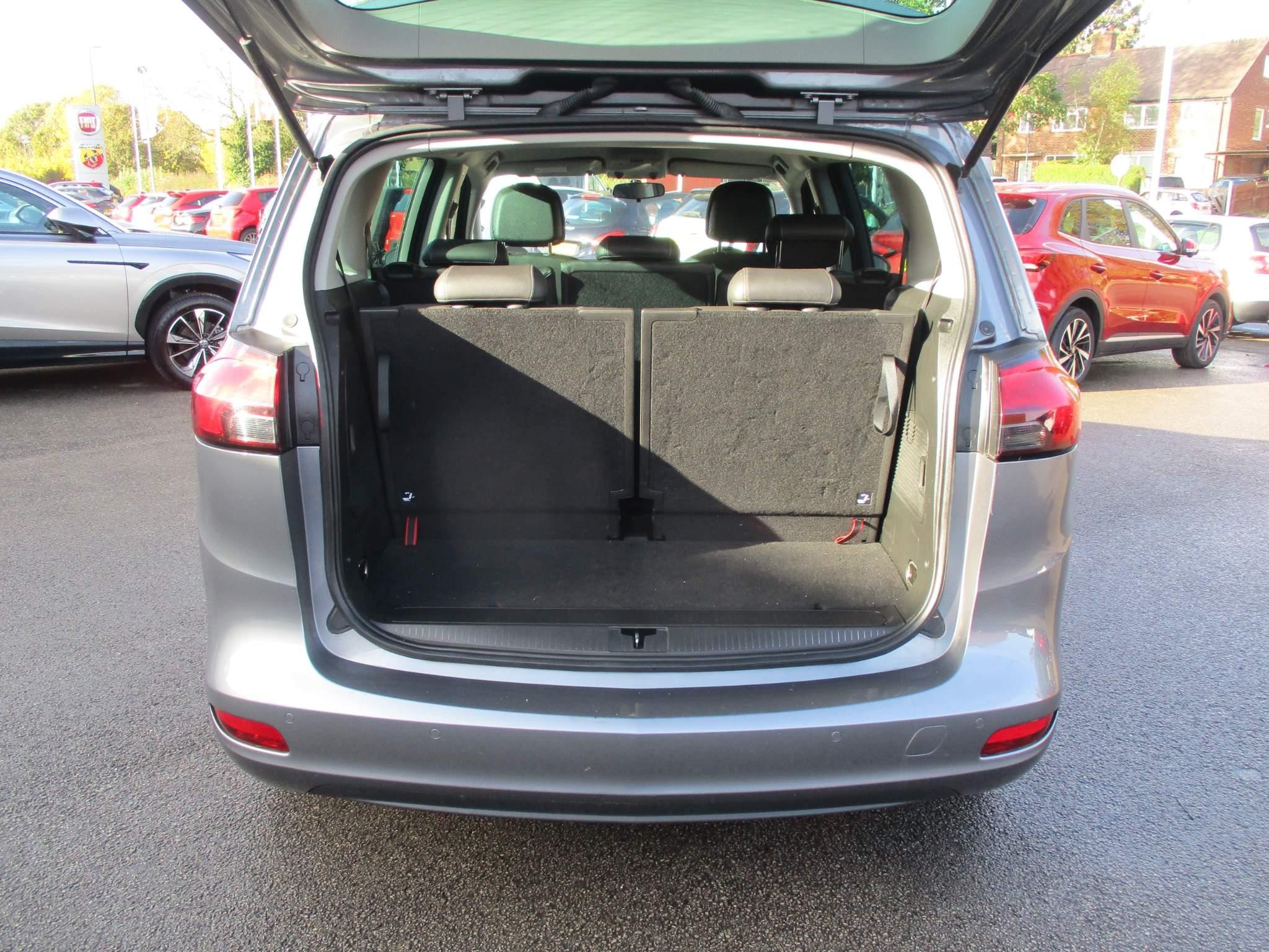 Vauxhall Zafira Tourer Image 10