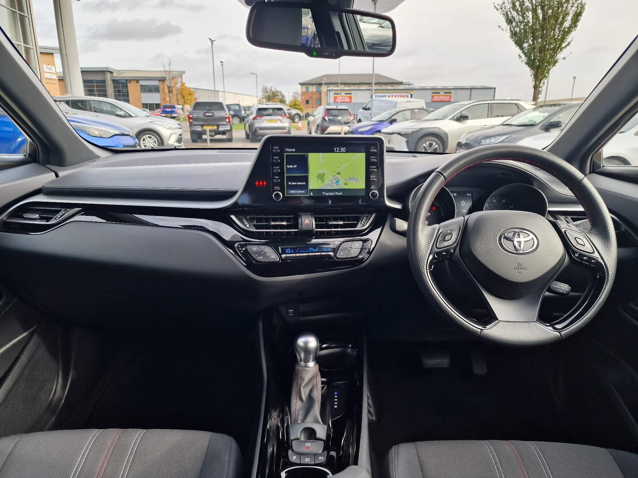 Toyota C-HR Image 7