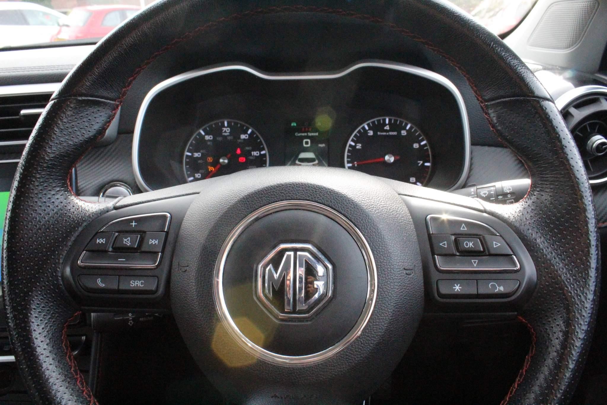 MG MG ZS Image 15