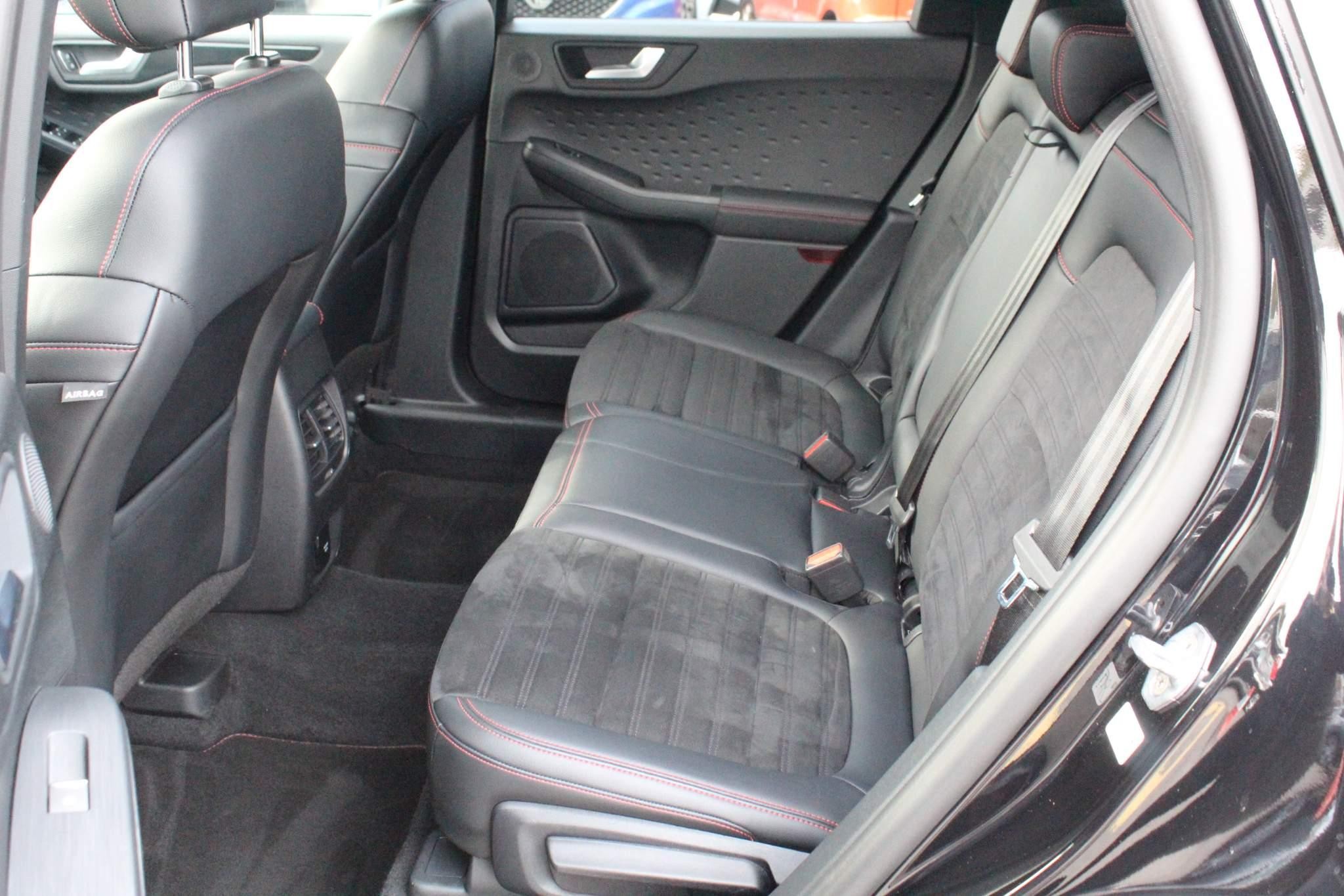 Ford Kuga Image 25