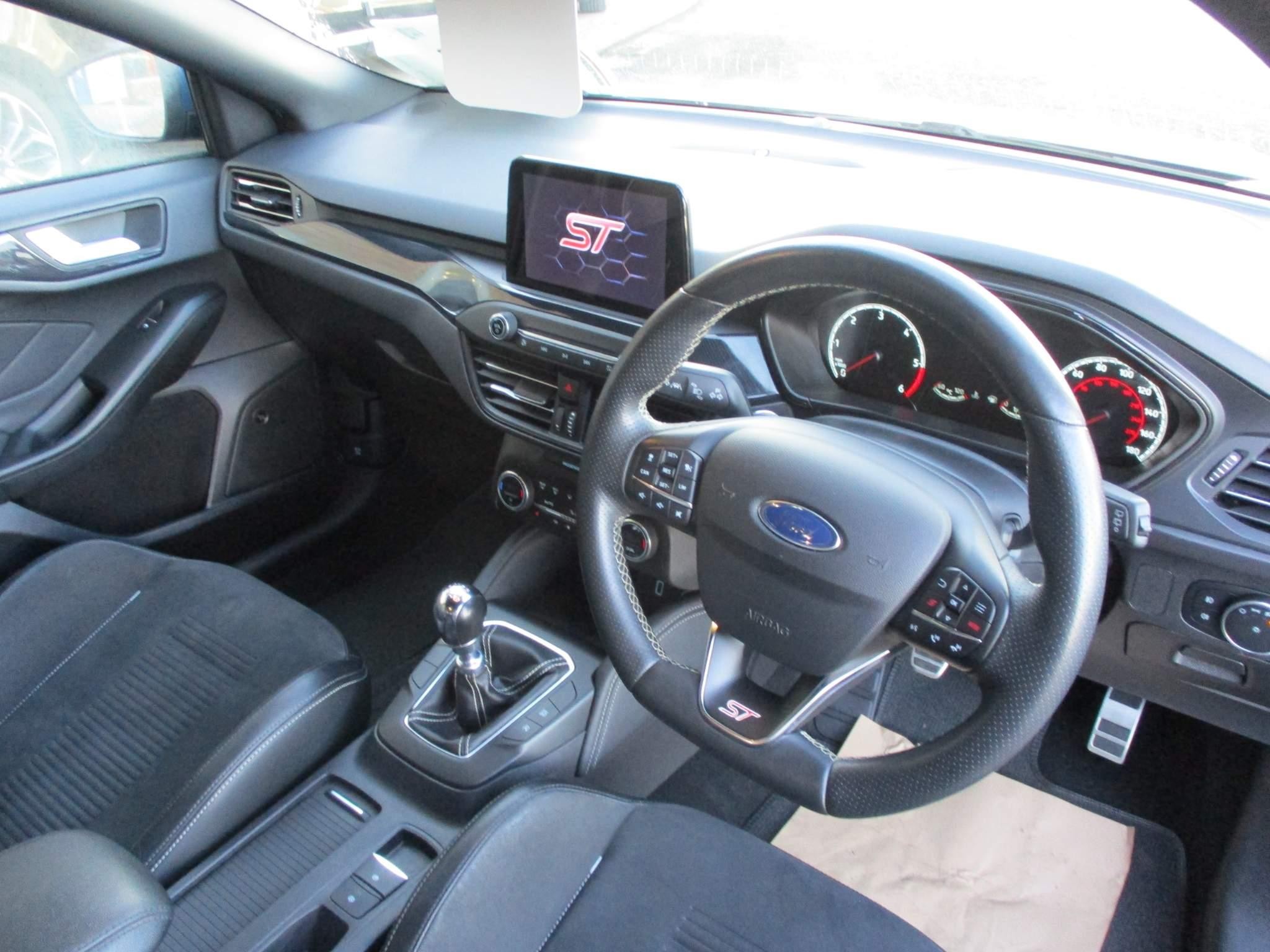 Ford Focus Image 20