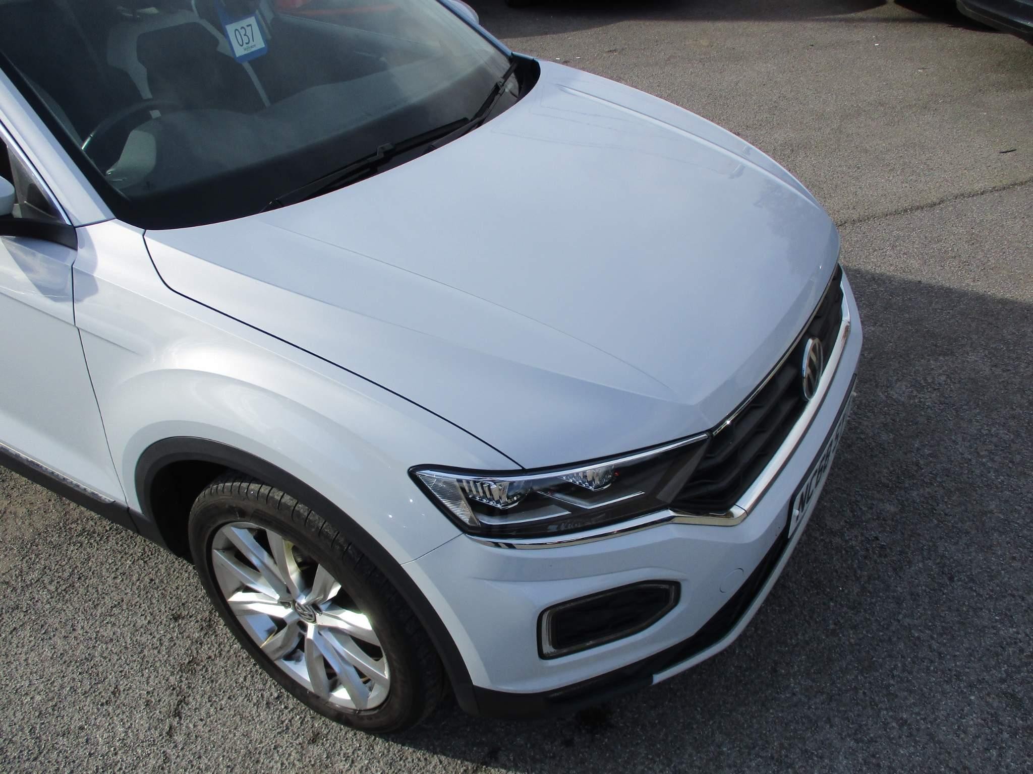 Volkswagen T-Roc Image 10