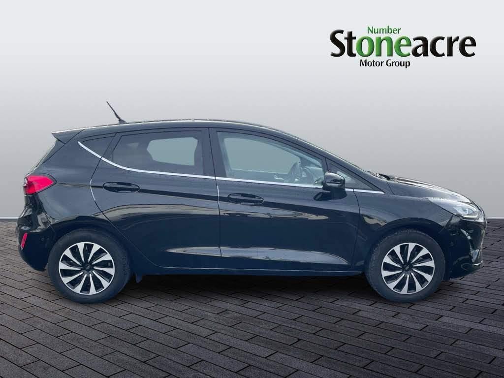 Ford Fiesta Image 8