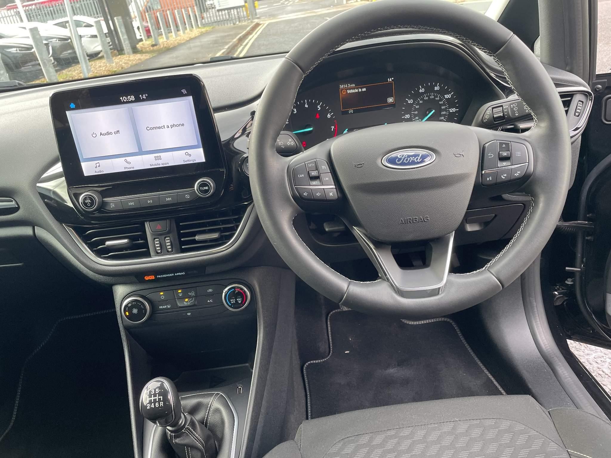 Ford Fiesta Image 18