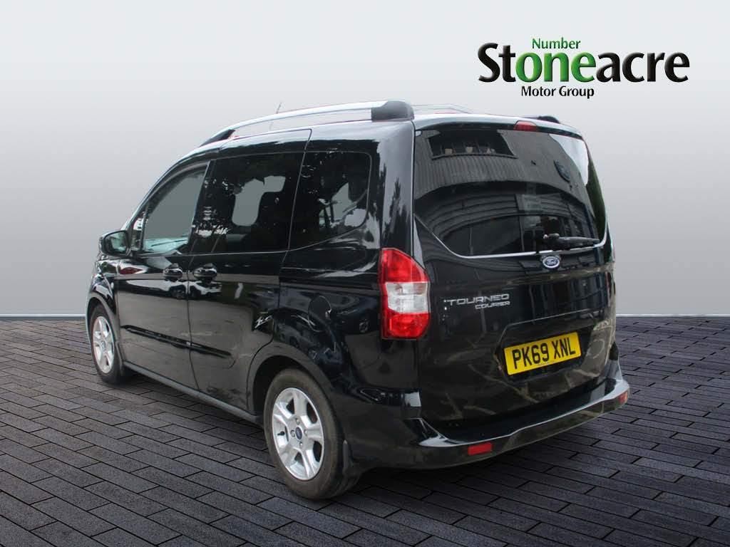 Ford Tourneo Courier Image 5