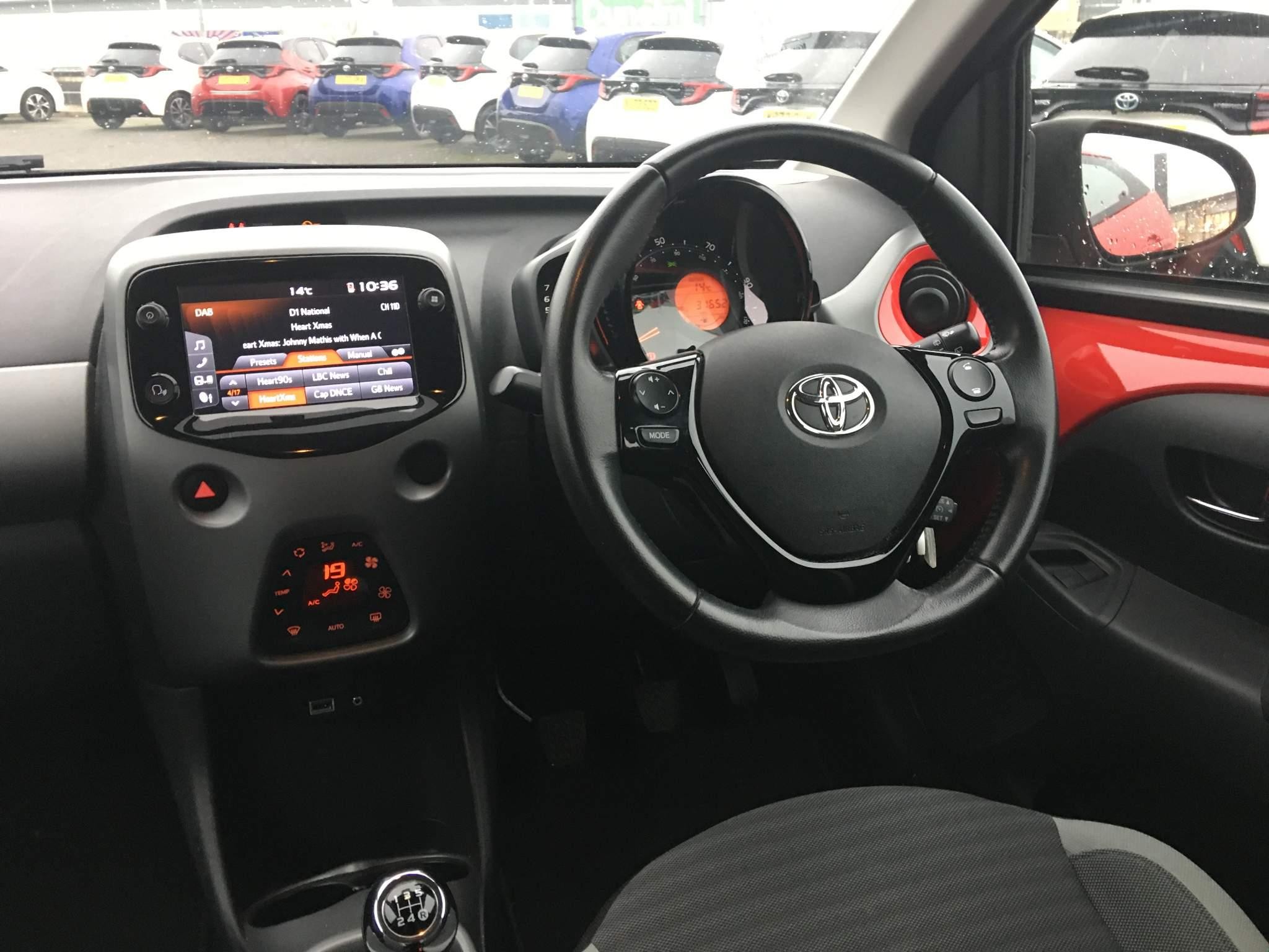 Toyota Aygo Image 14