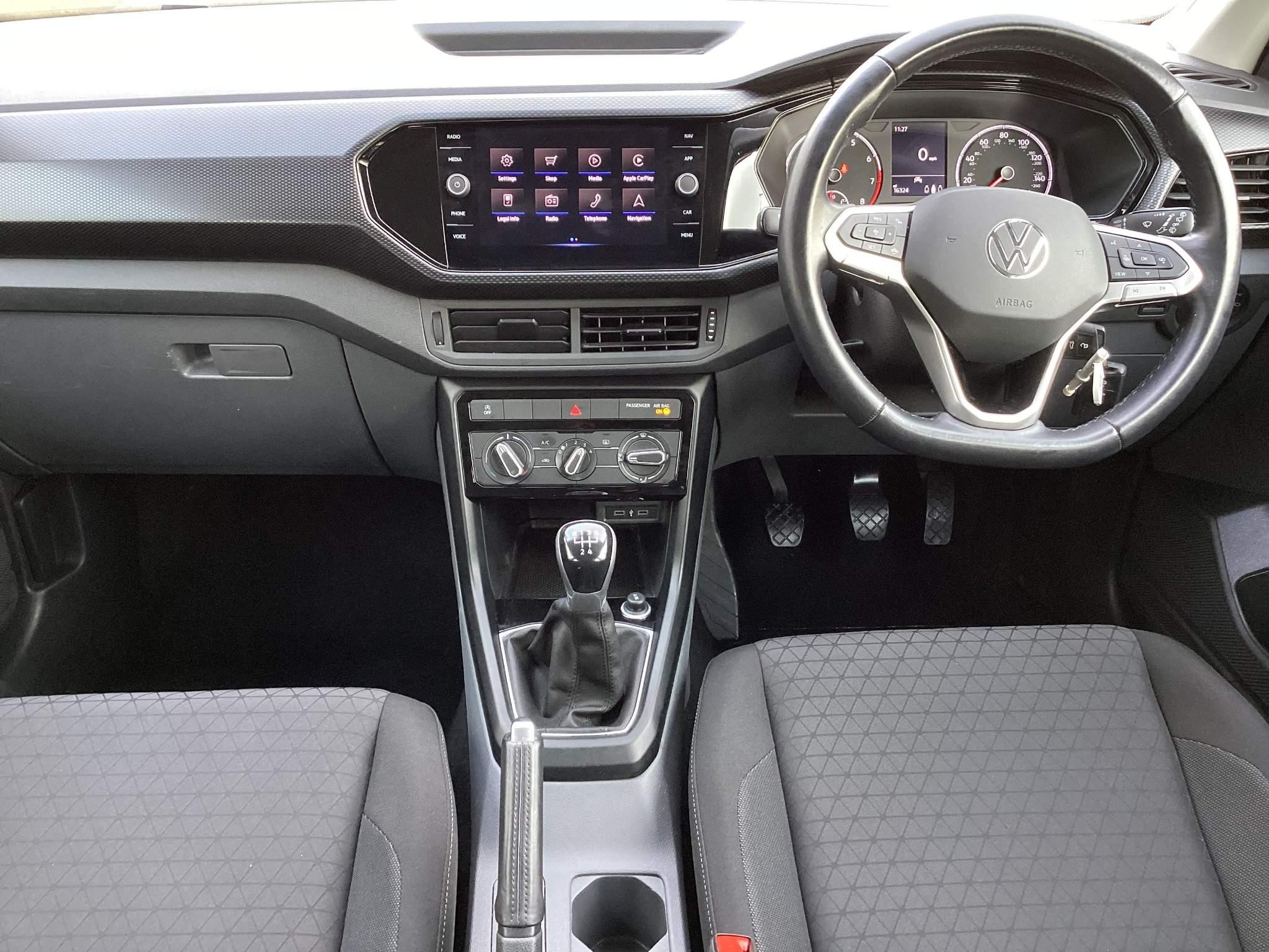 Volkswagen T-Cross Image 21