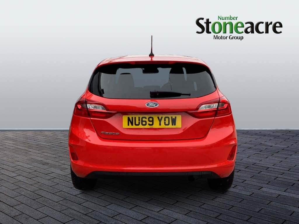 Ford Fiesta Image 4