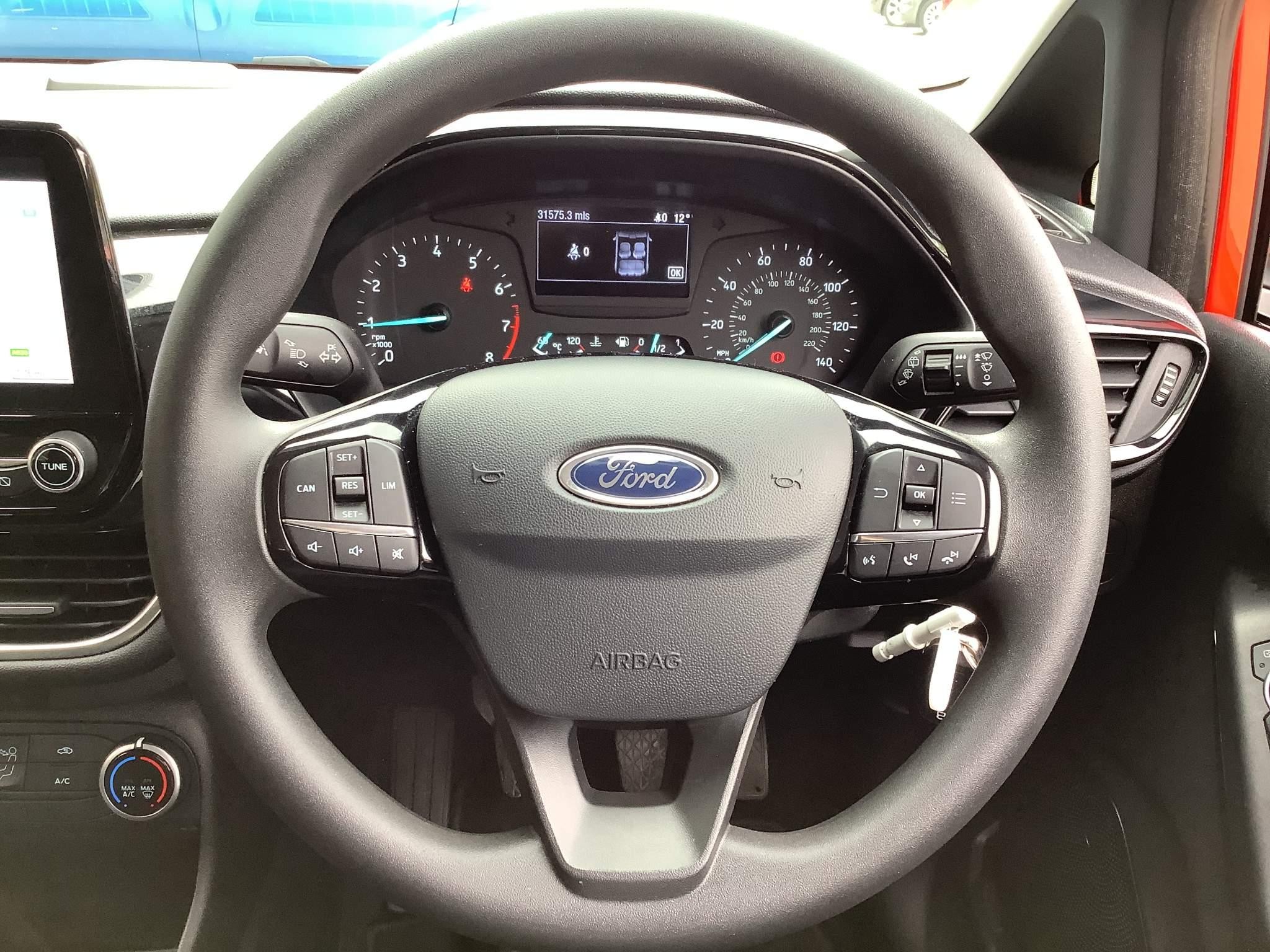 Ford Fiesta Image 19