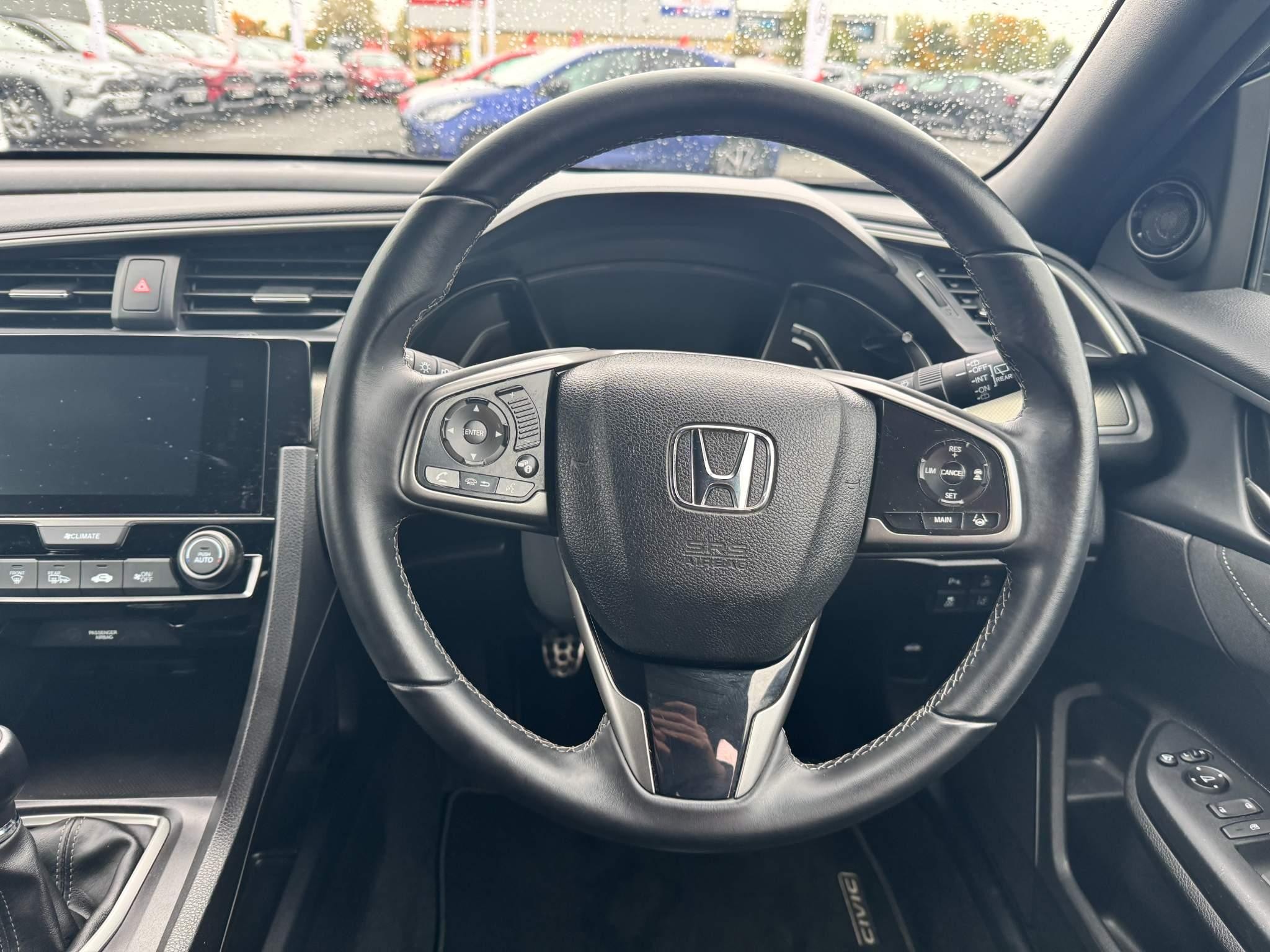 Honda Civic Image 17