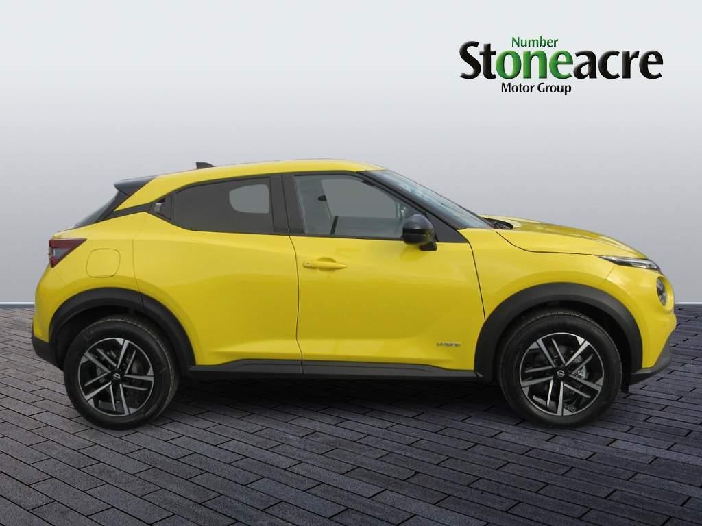 Nissan Juke Image 2