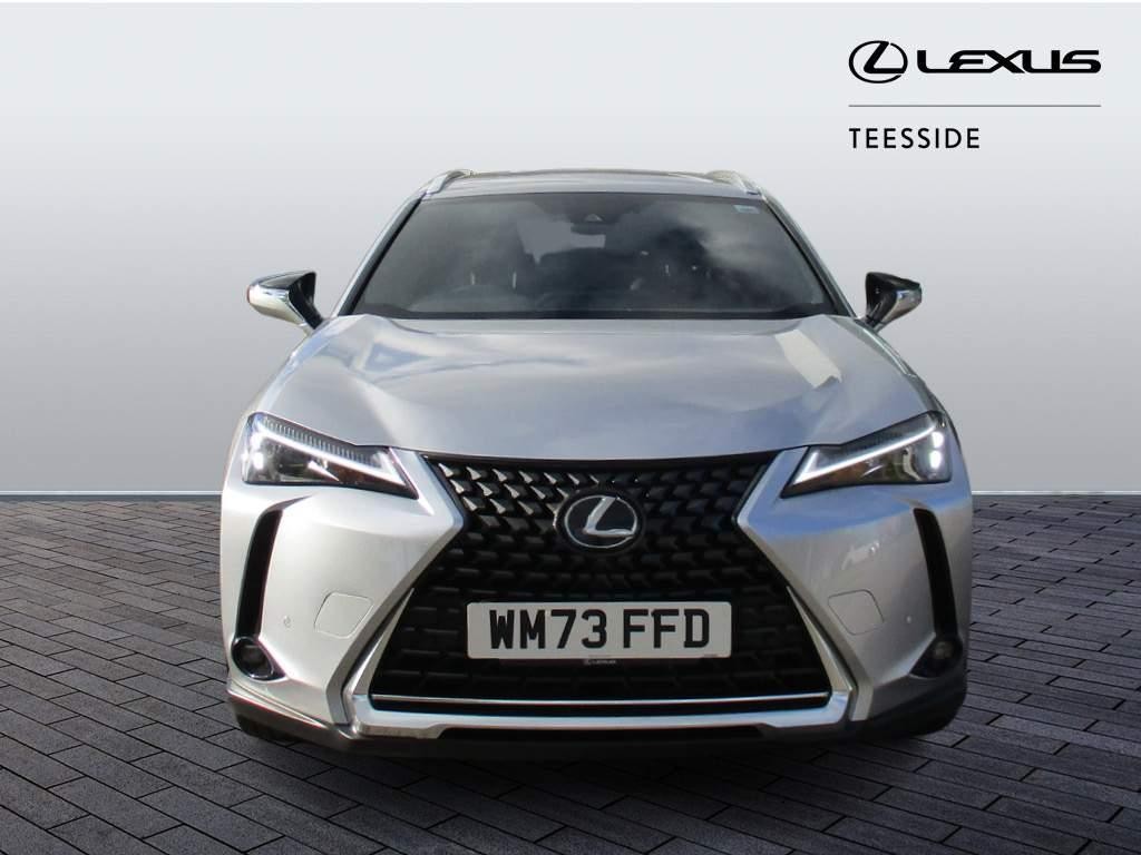 Lexus UX Self-Charging Hybrid Image 10