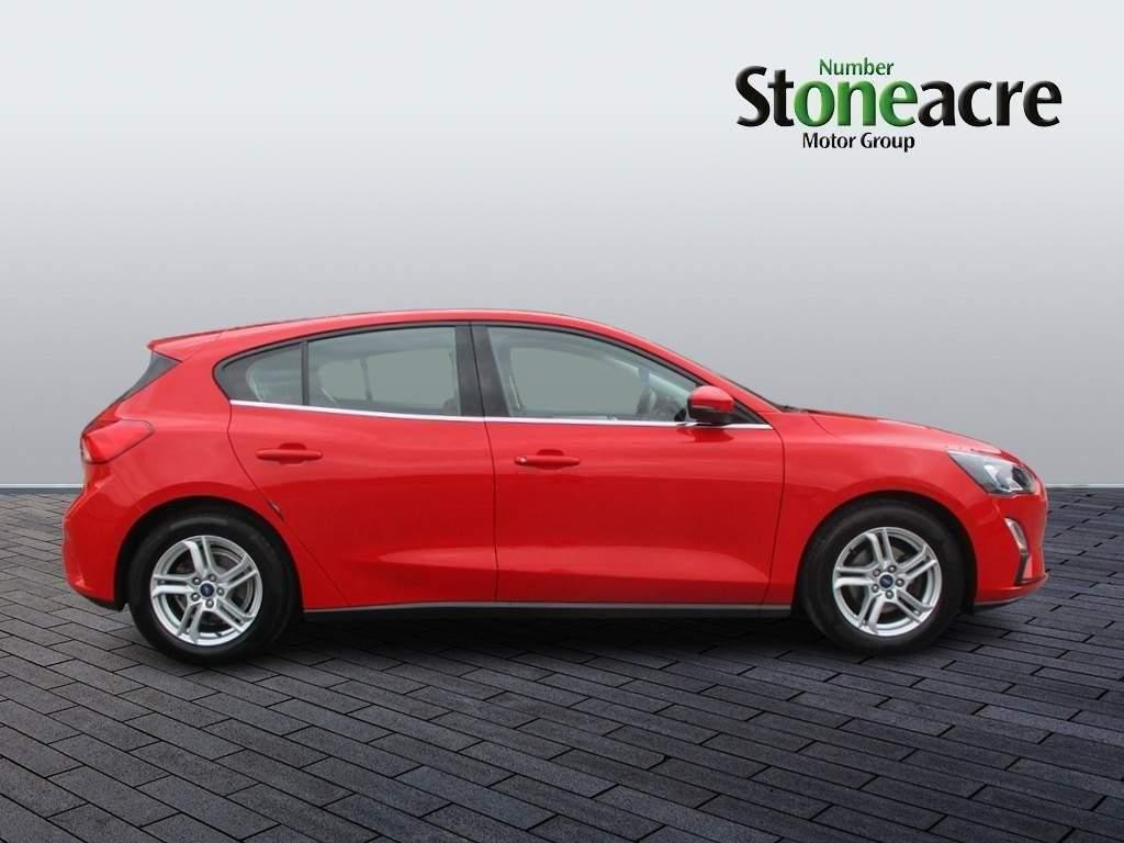 Ford Focus Image 2