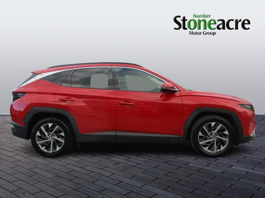 Hyundai TUCSON Image 2