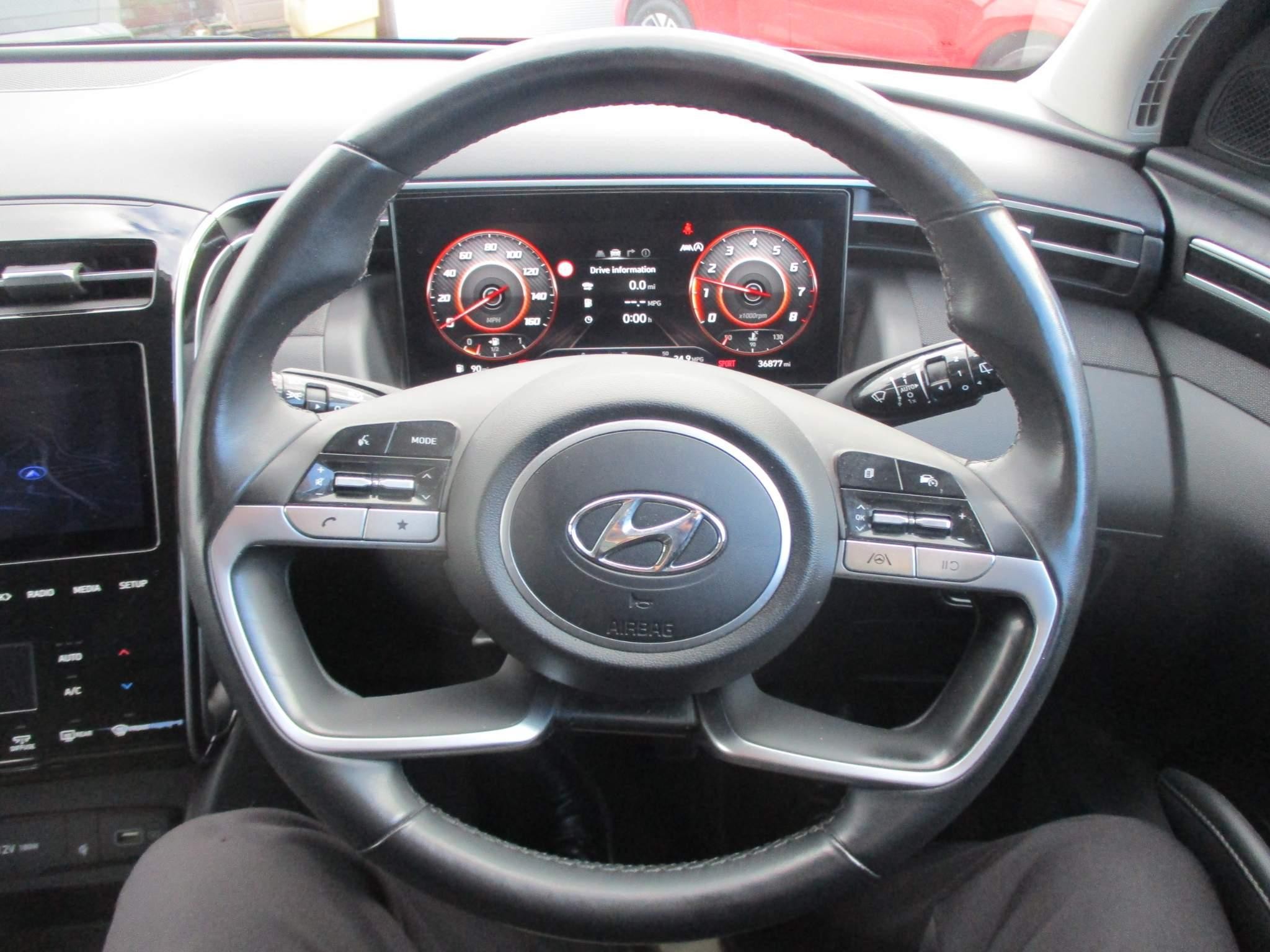 Hyundai TUCSON Image 16