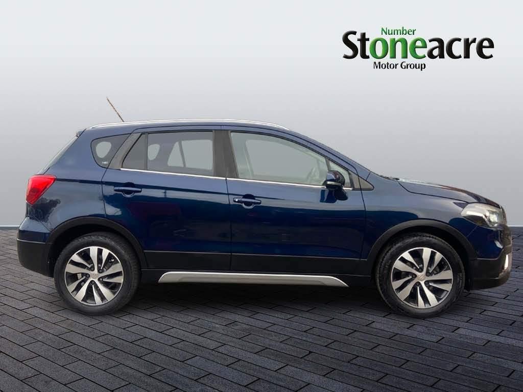 Suzuki SX4 S-Cross Image 2