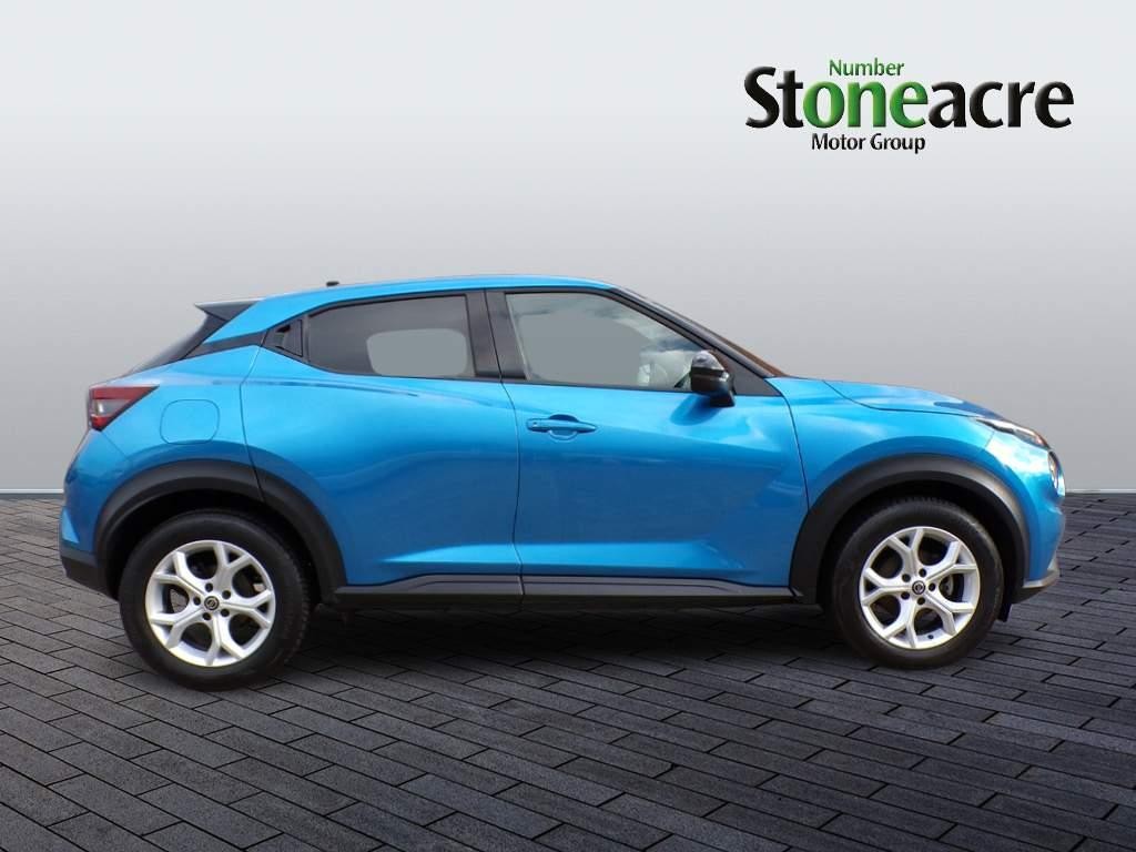 Nissan Juke Image 2