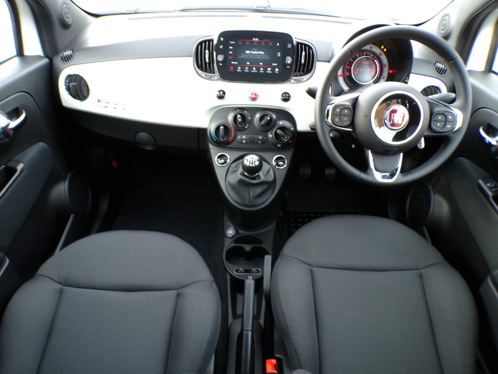 Fiat 500 Hybrid Image 12