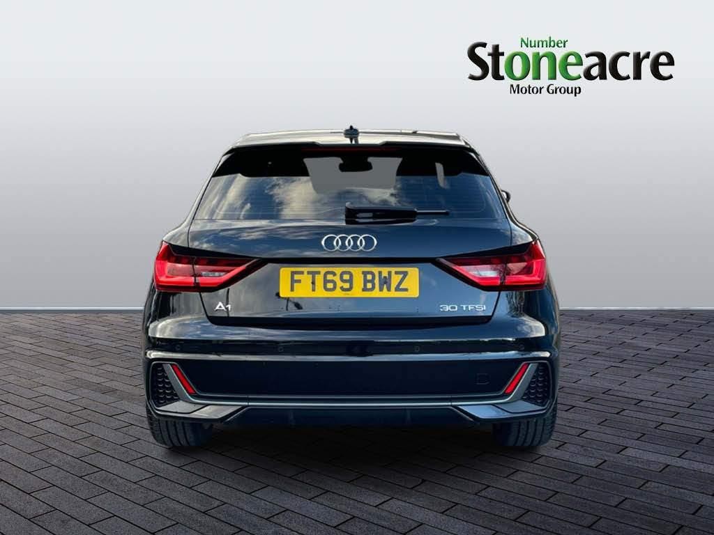 Audi A1 Image 4