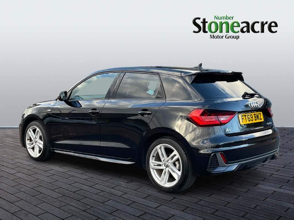 Audi A1 Image 5