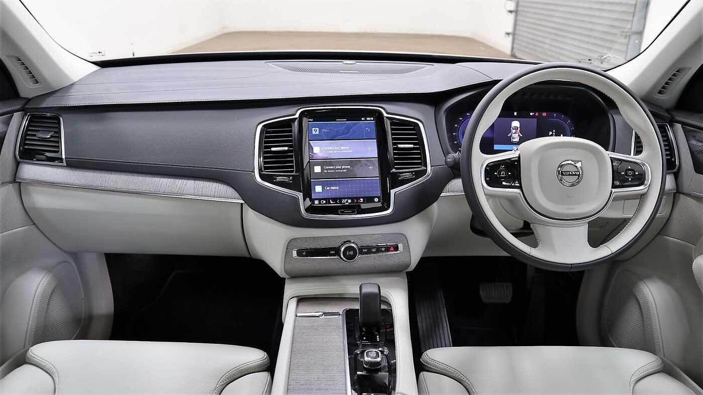 Volvo XC90 Image 10