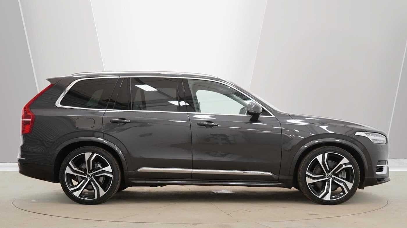 Volvo XC90 Image 2