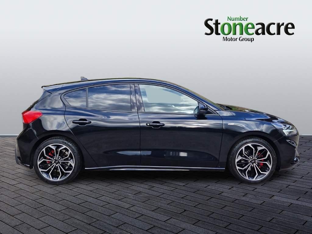 Ford Focus Image 2