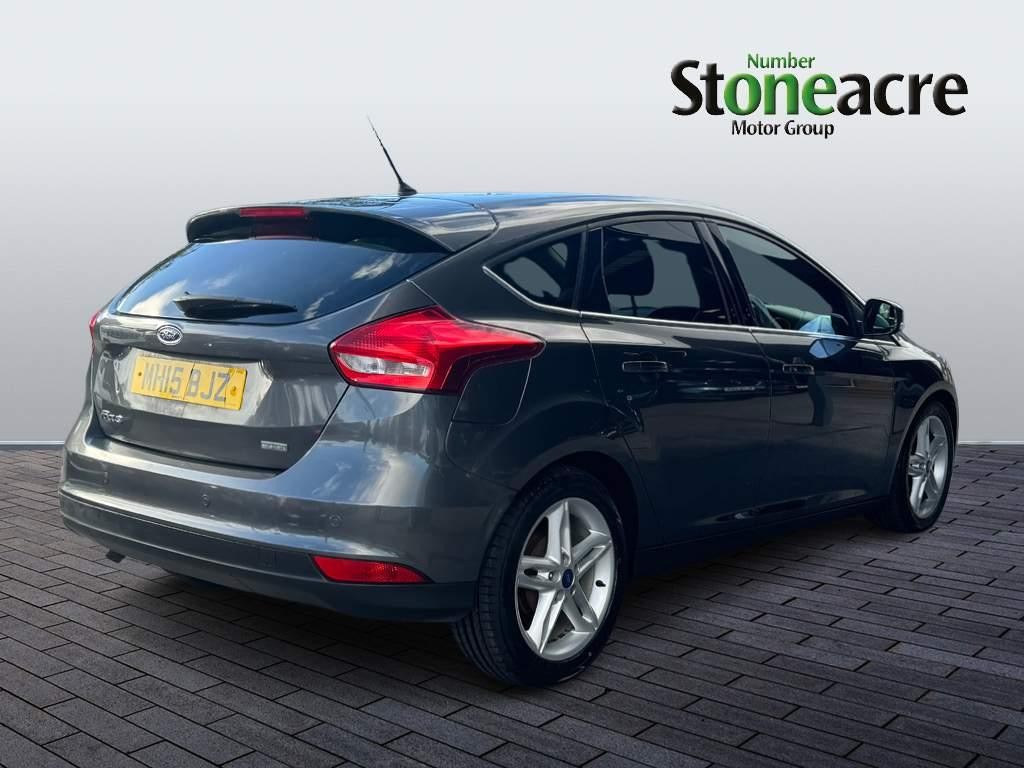 Ford Focus Image 2