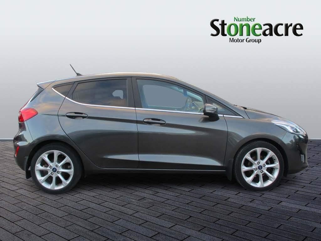 Ford Fiesta Image 2