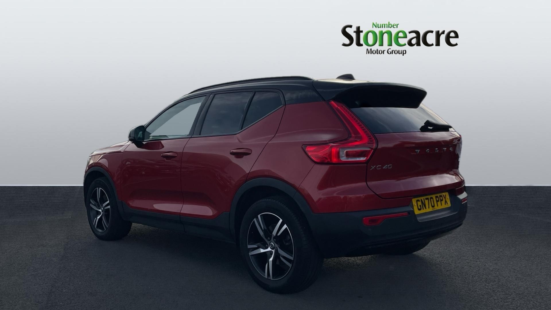 Volvo XC40 Image 2