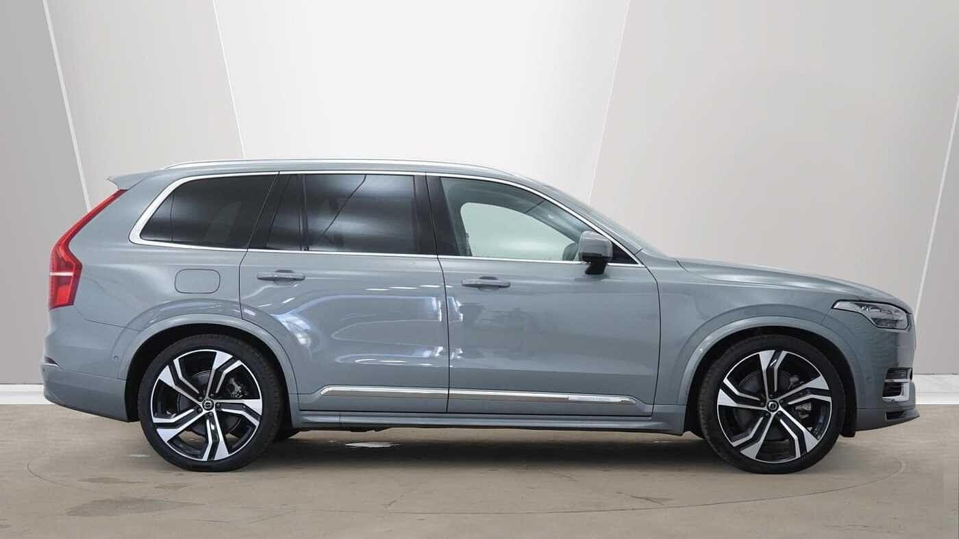 Volvo XC90 Image 2