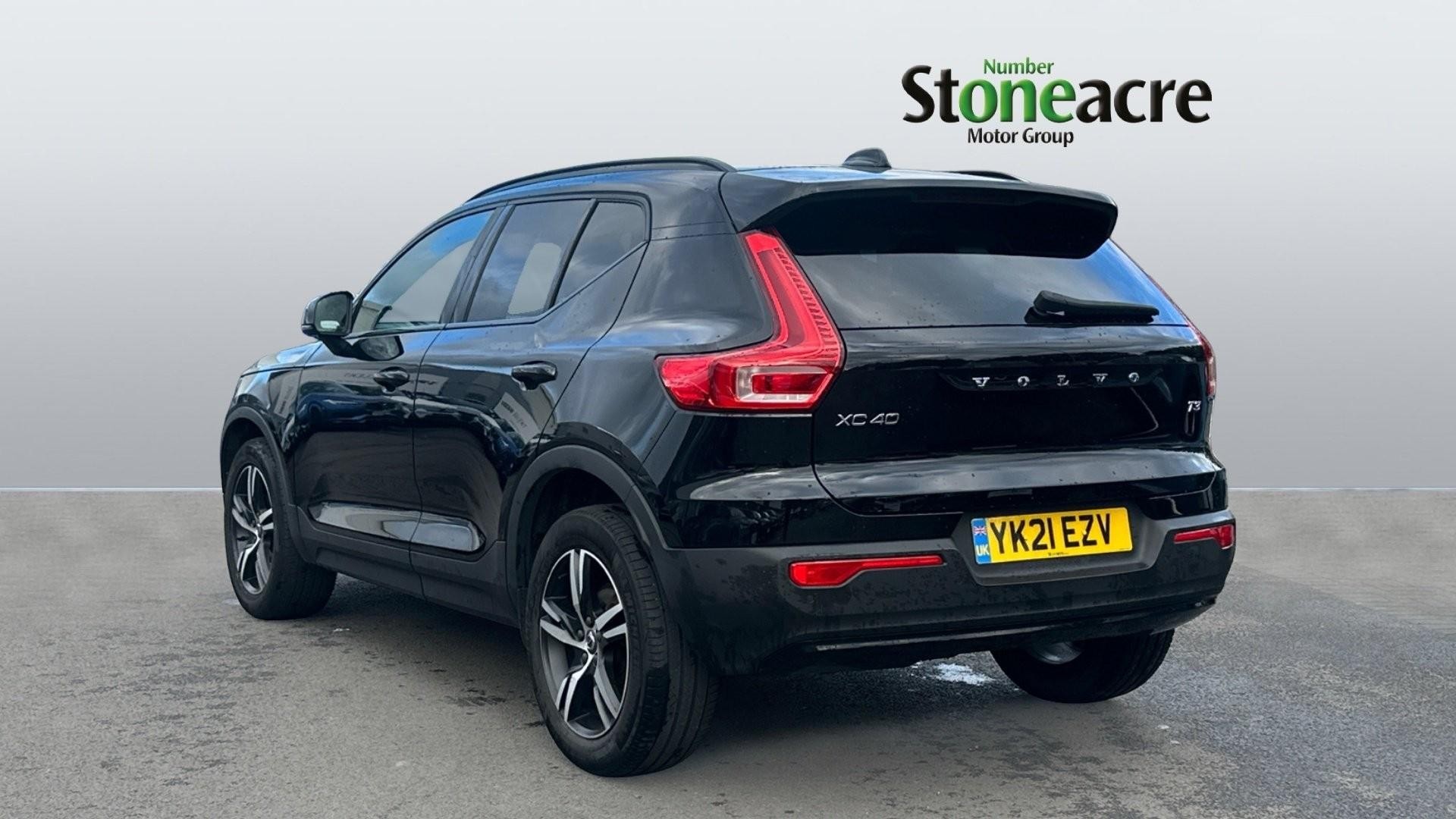 Volvo XC40 Image 2