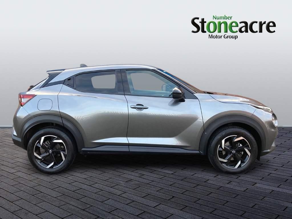 Nissan Juke Image 2