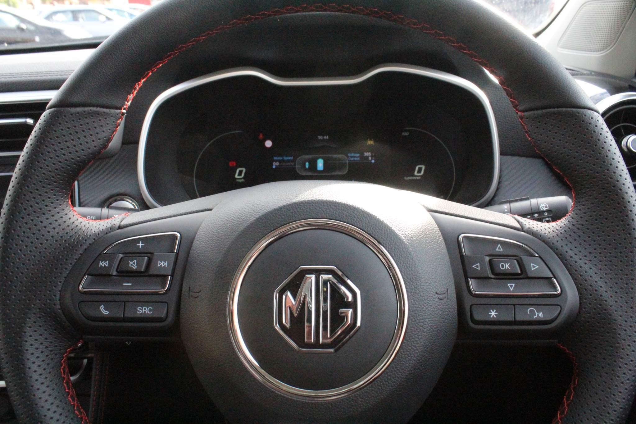 MG MG ZS Image 13