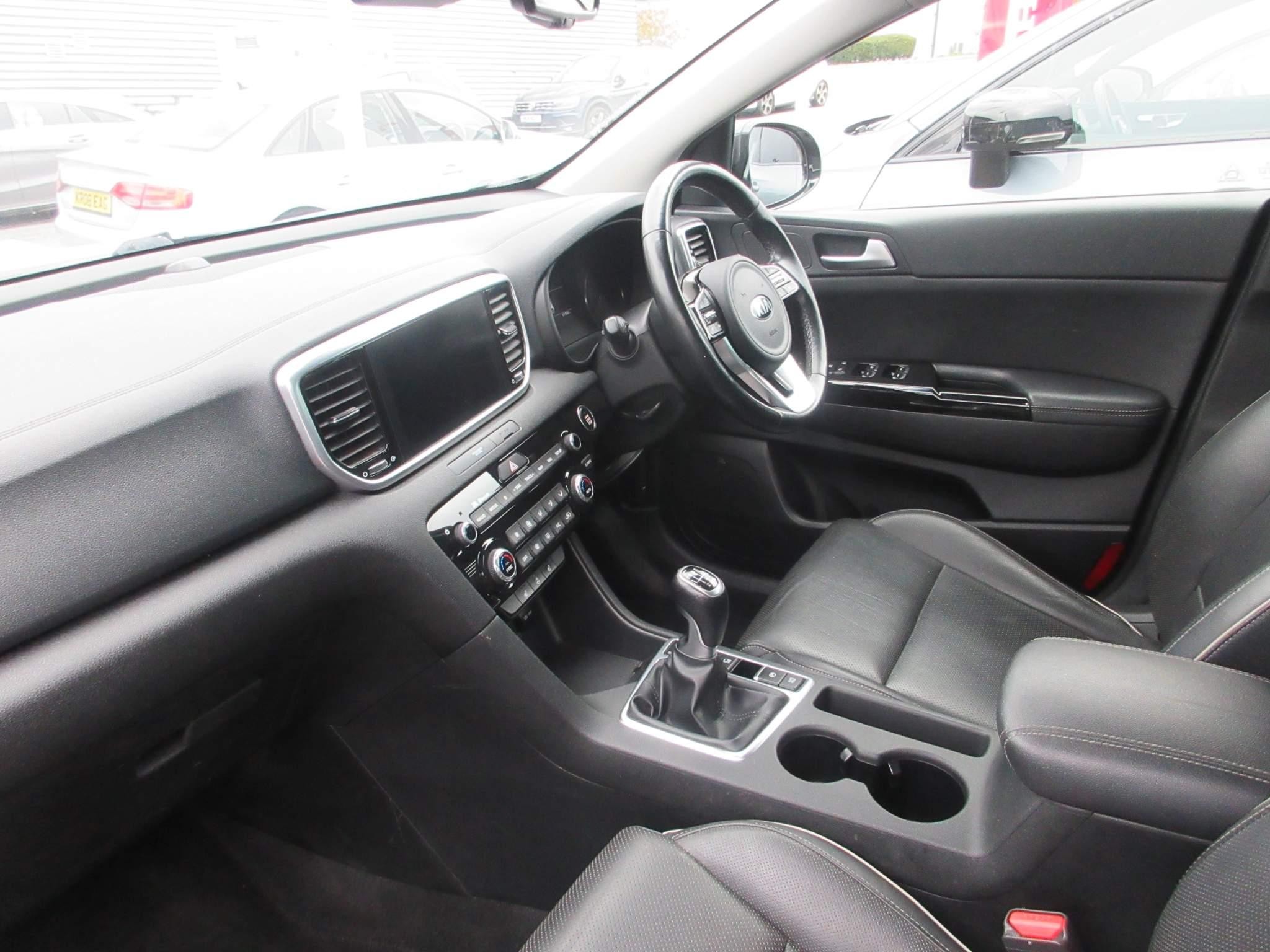 Kia Sportage Image 24