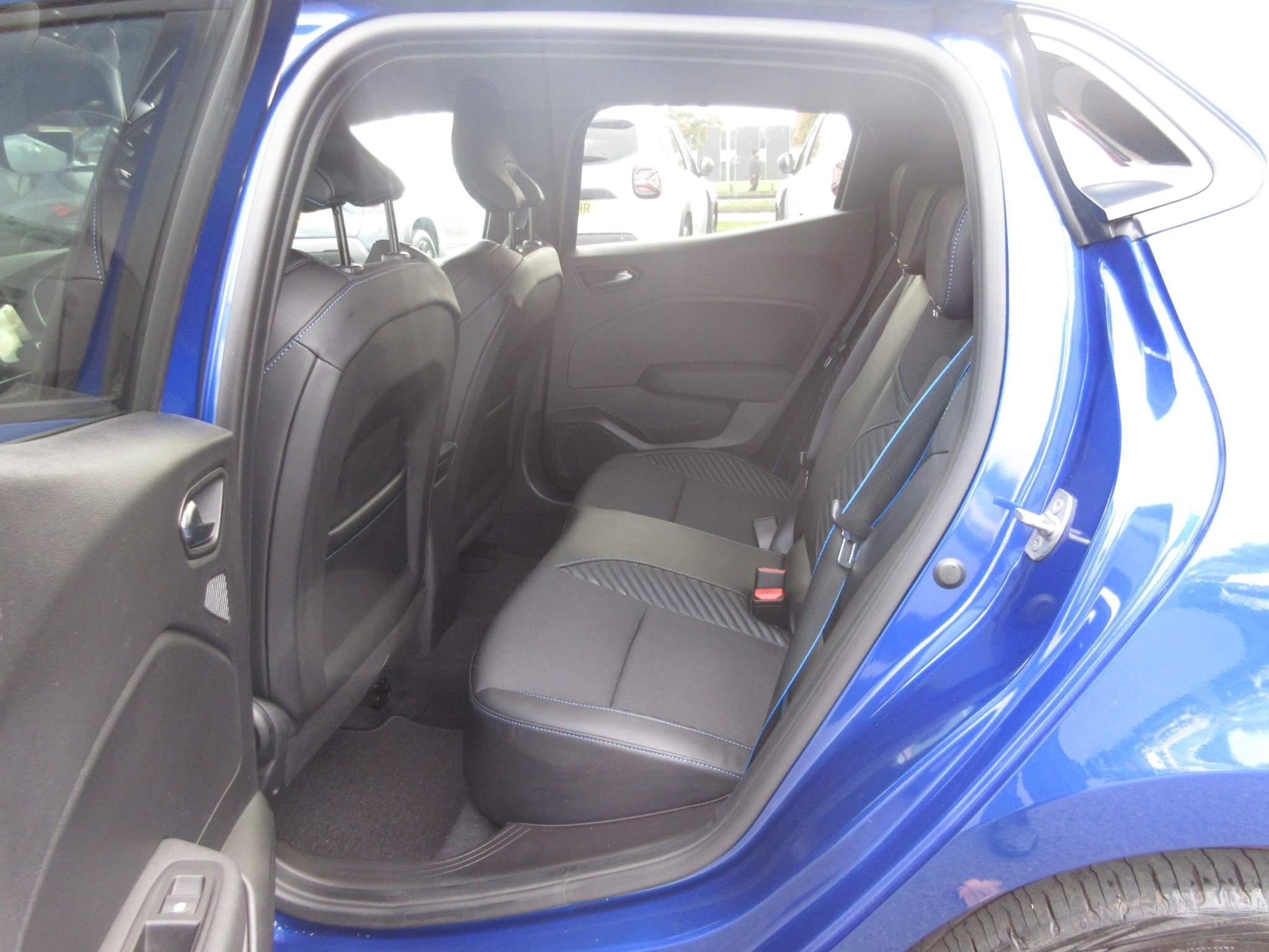 Renault Clio Image 12