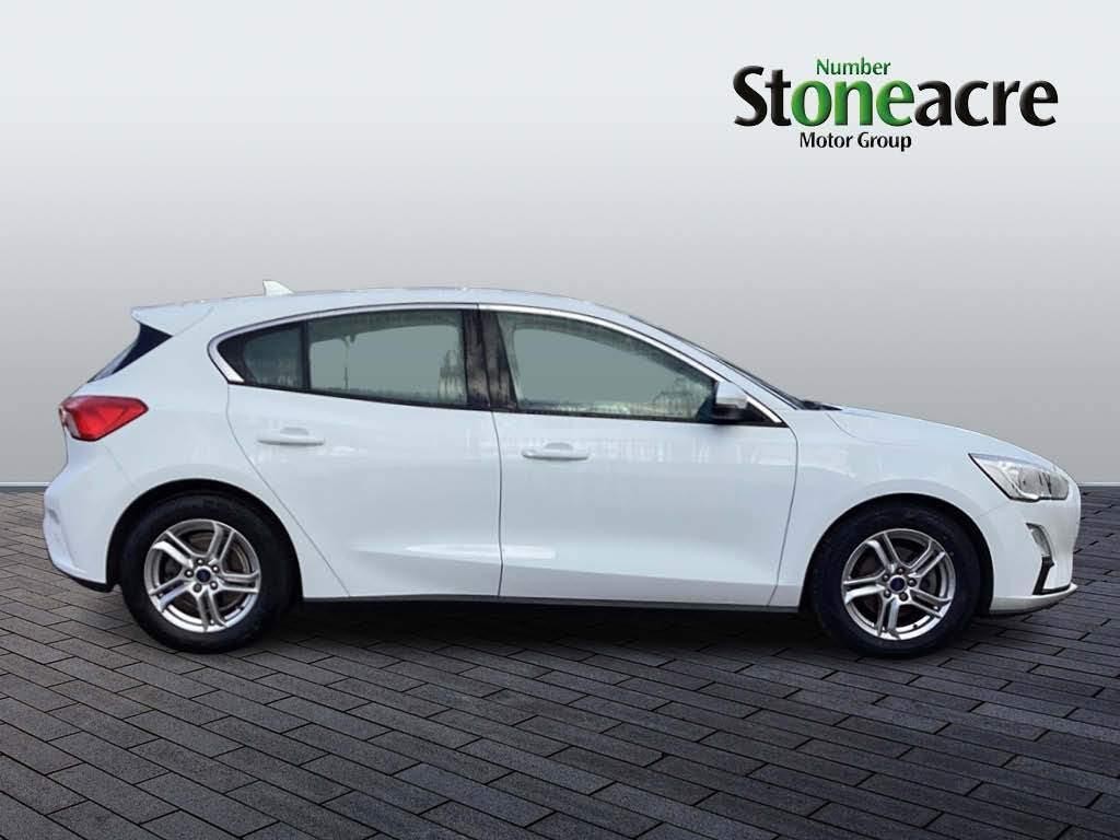 Ford Focus Image 2