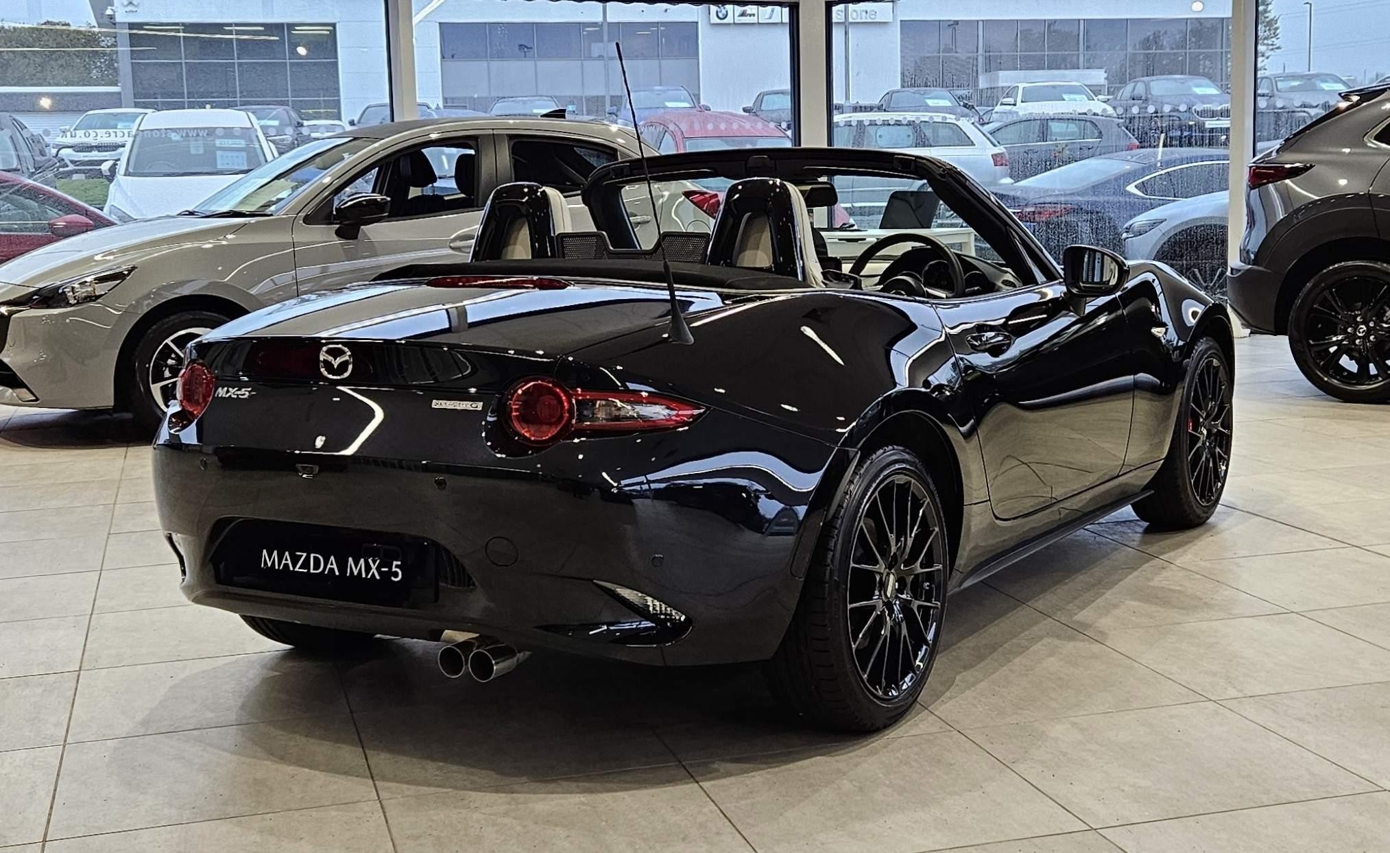 Mazda MX-5 Image 3