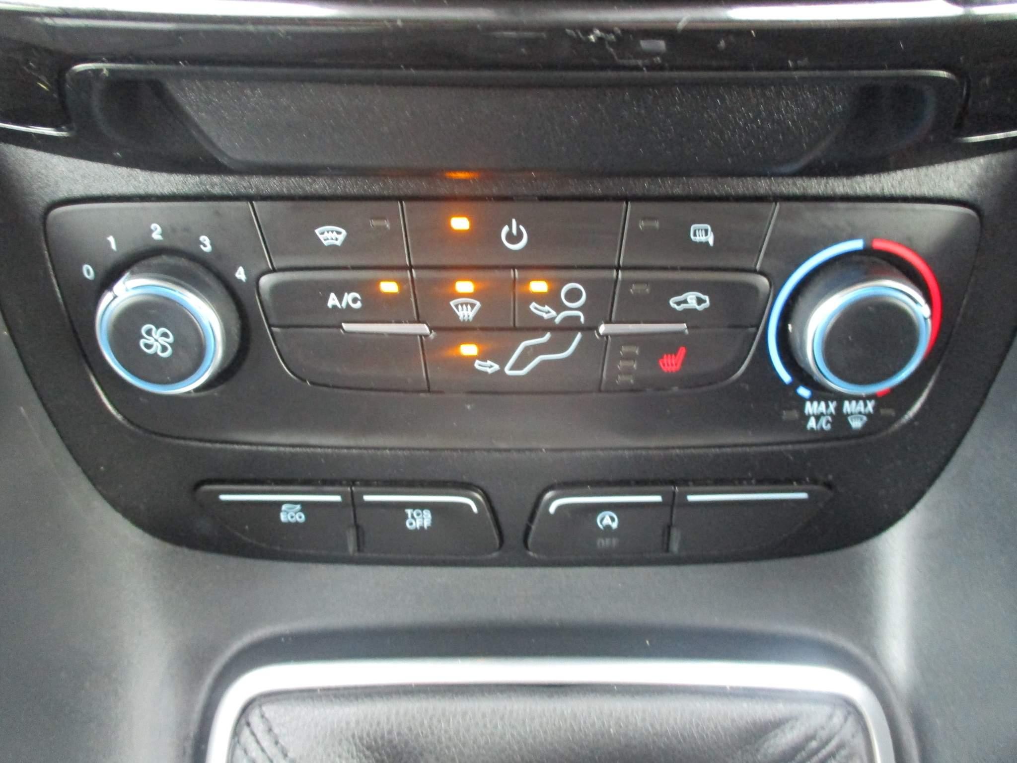 Ford Transit Connect Image 16