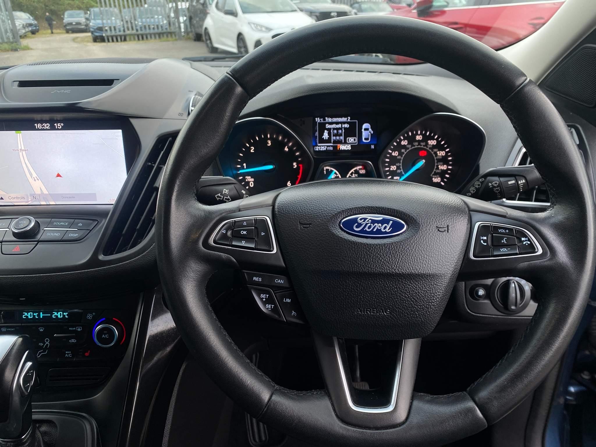 Ford Kuga Image 12